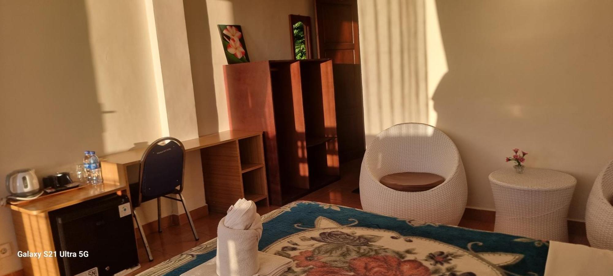 Bajawa-Roo Hotel Dış mekan fotoğraf
